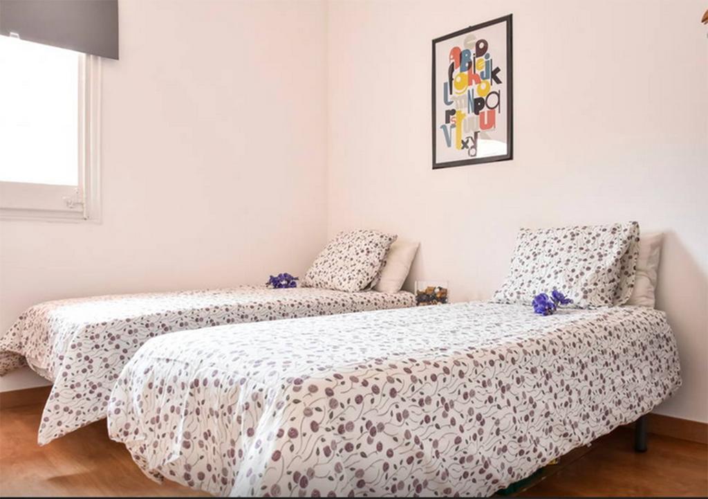 Bcn4Days 24/7 Apartments L'Hospitalet de Llobregat Exterior photo